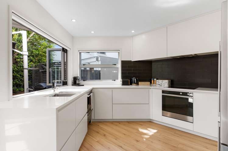 76B Muricata Avenue Mt Maunganui_10