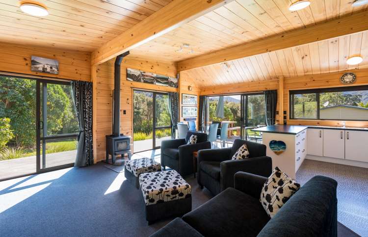 2 Worlds End Road Penzance_3