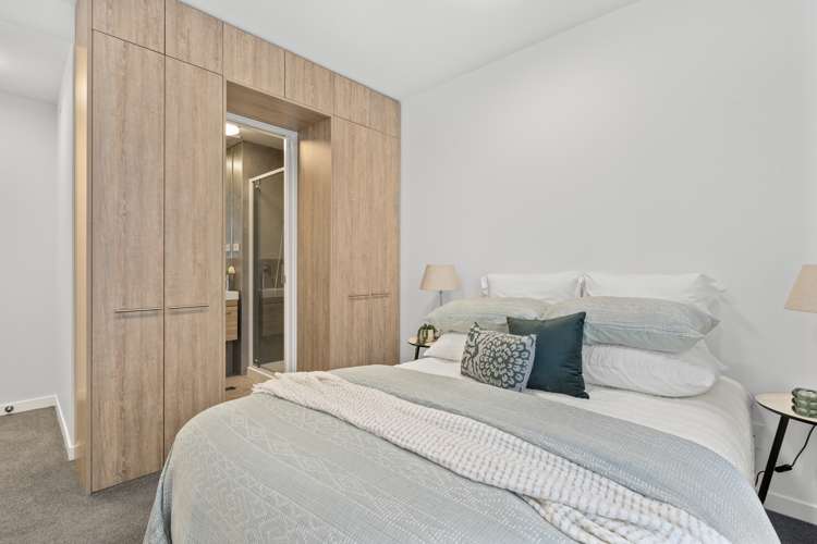 2/69 Tiketike Way Brooklyn_12