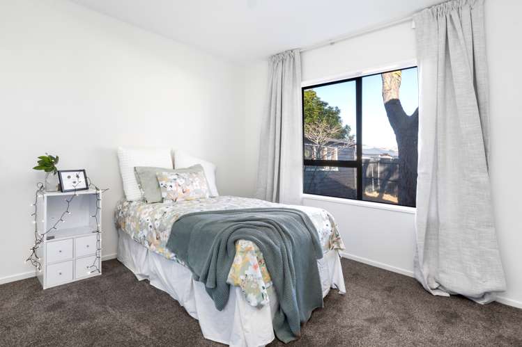 2/19 Raupo Street Bromley_11