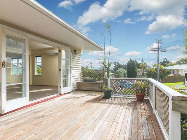 2 Quiet Street Te Atatu South_1