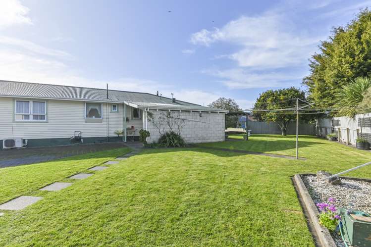 707 Collinge Road Mayfair_19