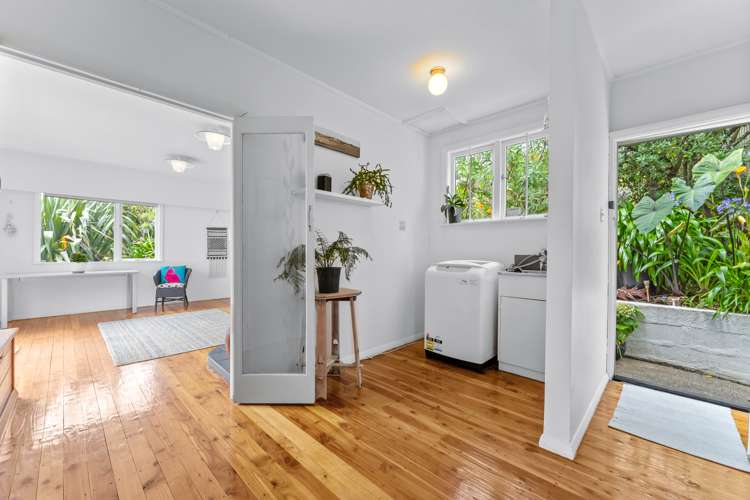 5 Berridge Road Muriwai_9