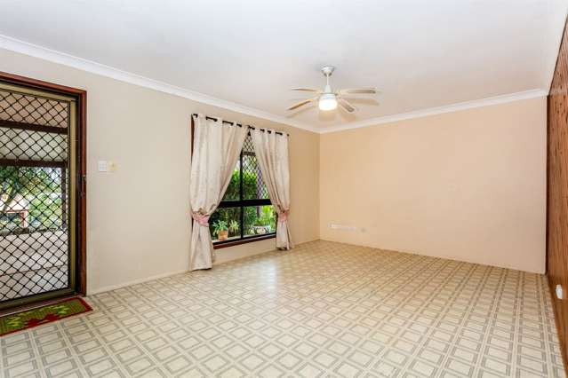 8 Jarvis Street Holmview_2