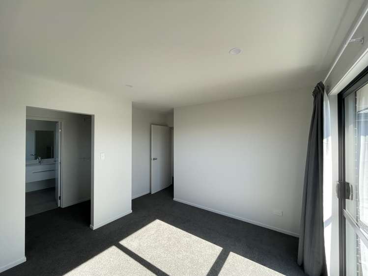 53 Stud Road Yaldhurst_14