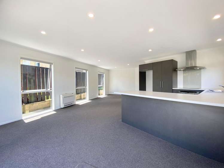 18 Warwick Place Brookfield_2