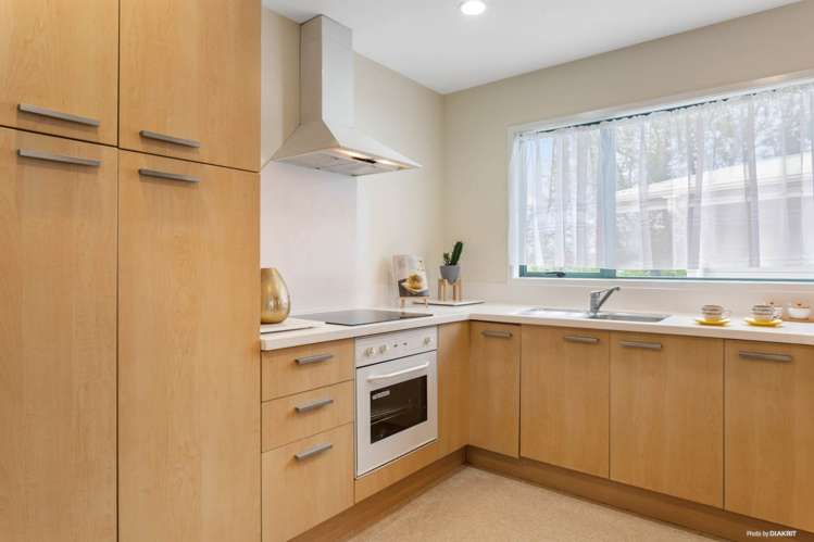 90a Bond Crescent Forrest Hill_8