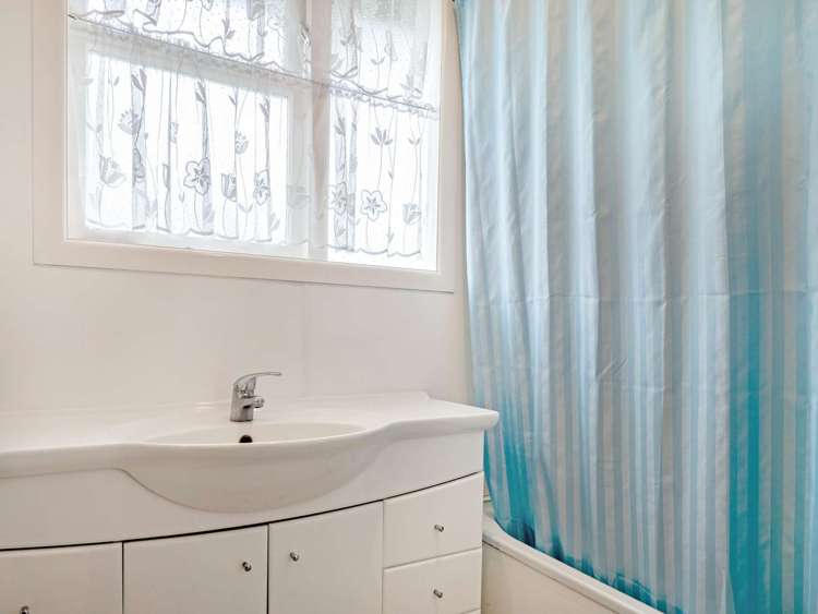 20 Pedlar Street Mangakakahi_18