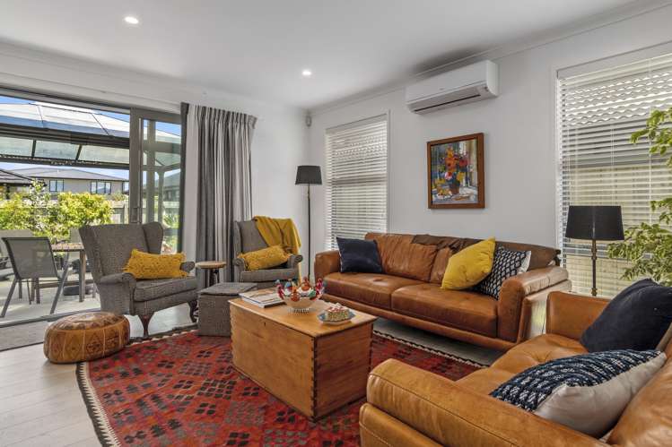 5 Cowell Crescent Pyes Pa_4