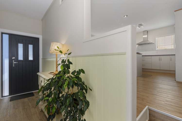 95 Sherwood Street Bellevue_24