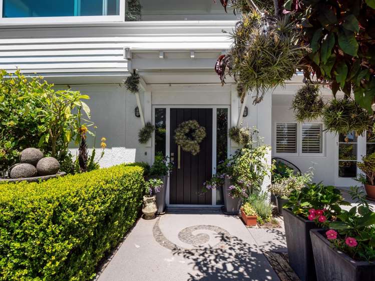 93 Marine Parade Mount Maunganui_13