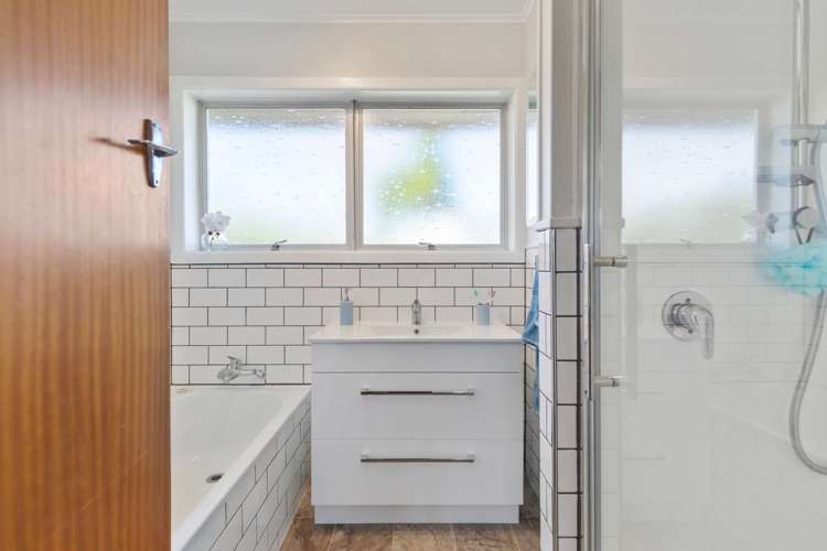 77 Knighton Road Hillcrest_11