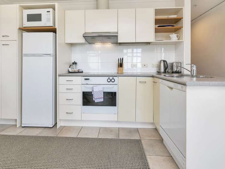 7d/92 Nelson Street Auckland Central_8