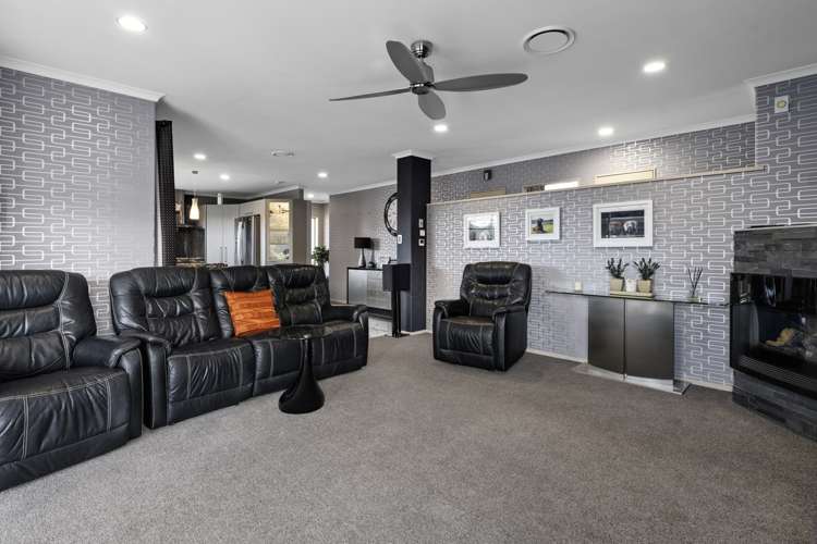 6 Mahonia Place Pyes Pa_10