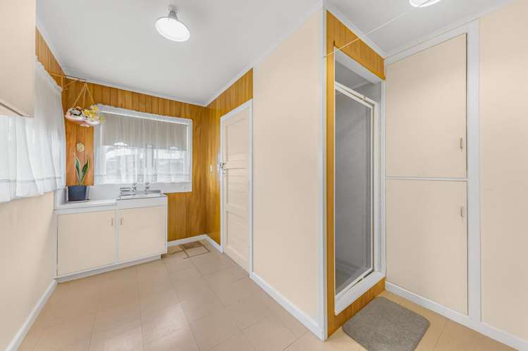 5 Valron Road Te Atatu South_15