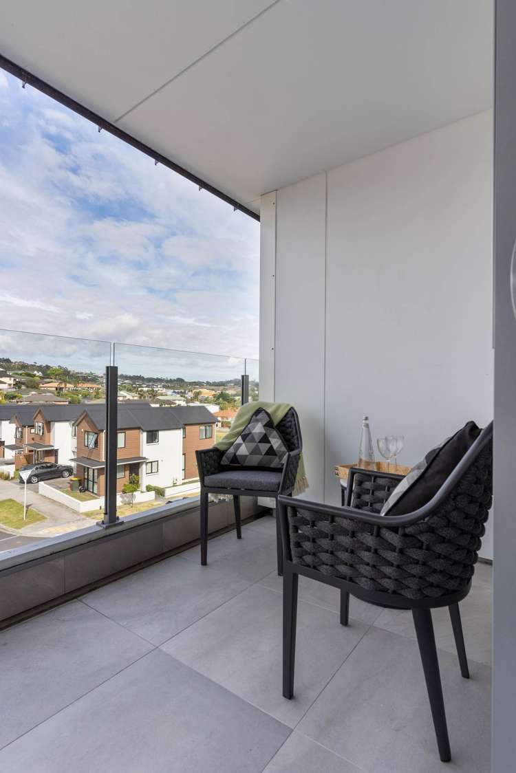 208/17 Link Crescent Stanmore Bay_23