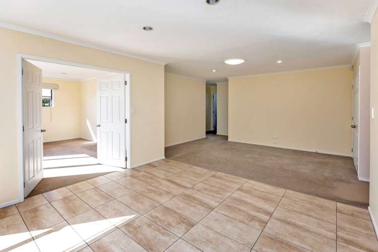 13 Hoihere Drive (Pvt) One Tree Point_13