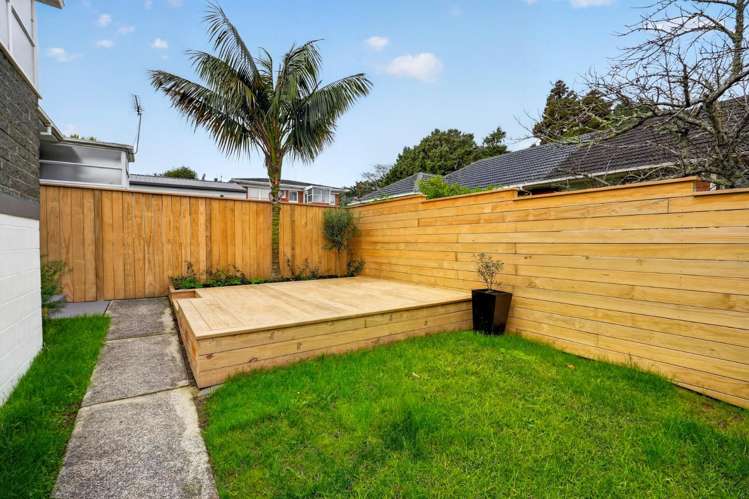 2/1 Ngaio Street Takapuna_4