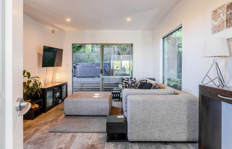 38 Takahe Road Titirangi_7