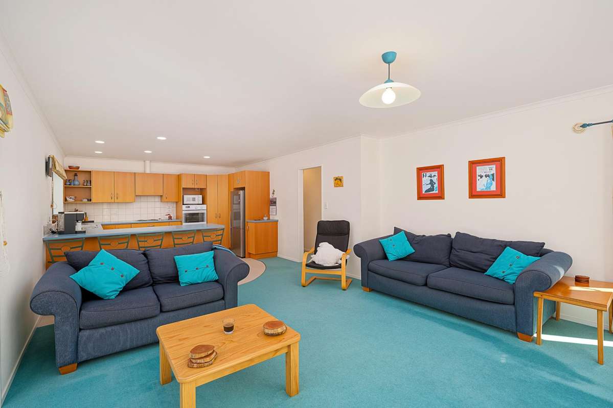 2 Burgundy Park Avenue_5