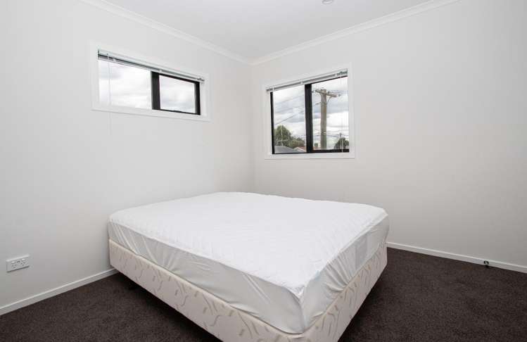 8/17 Lyon Street 1067_10