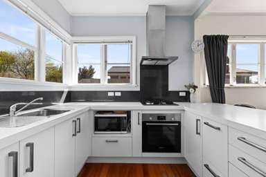 407 Awatea Street_1