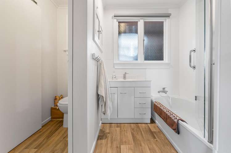 69 Whitehaven Street Lawrence_16