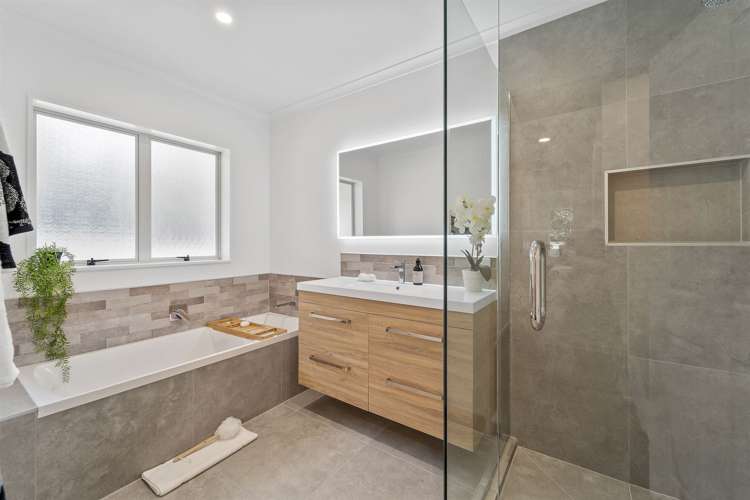 1 Phoebe Meikle Place Torbay_18