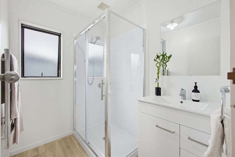 1/17 Atherfold Crescent Greenmeadows_12