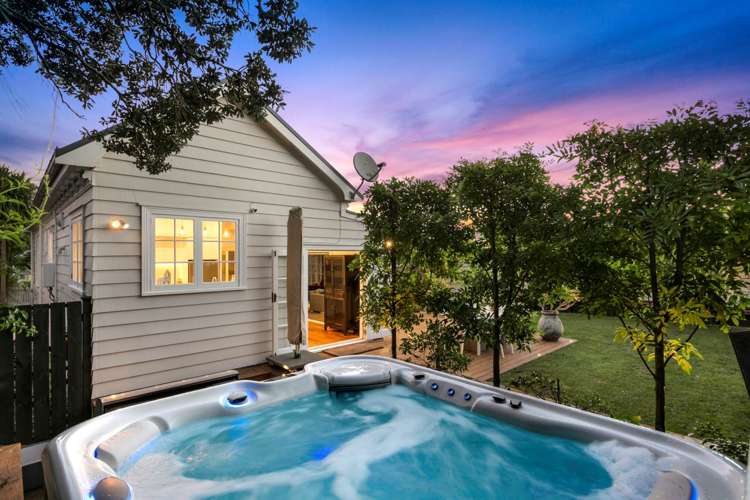 38 Mozeley Avenue Devonport_10