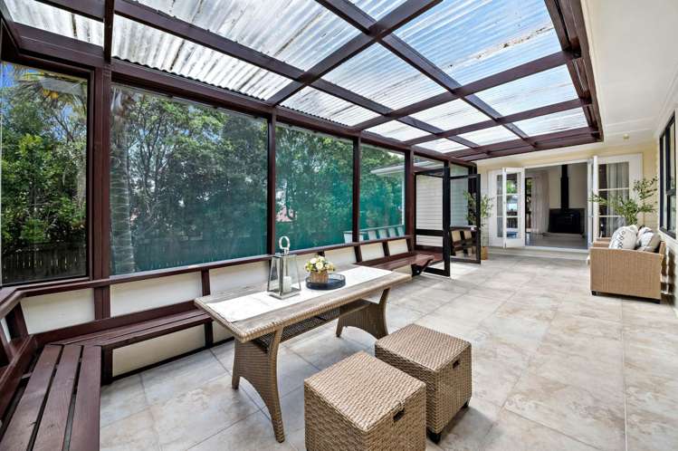 202 Royal Road Massey_18