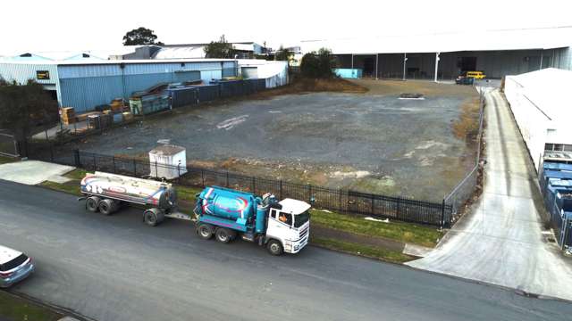 8 Waokauri Place Mangere_1