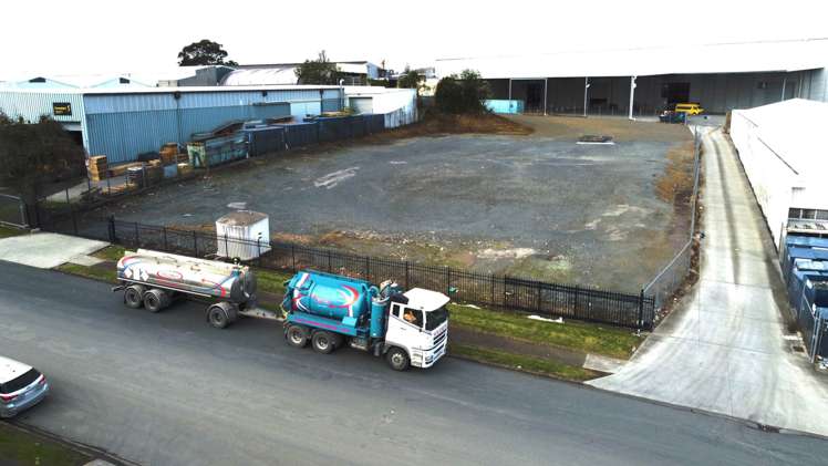 8 Waokauri Place Mangere_1