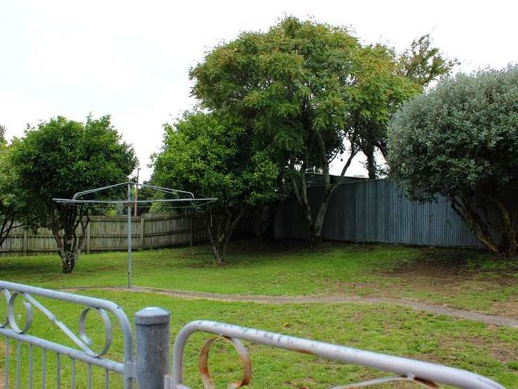 42 Costley Street Carterton_14