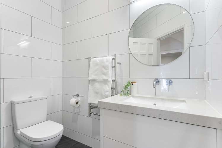 24 Gladwin Road Epsom_14