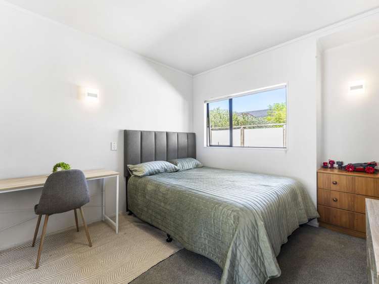 24 Charles Prevost Drive The Gardens_10