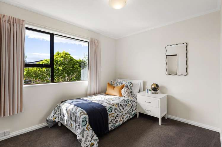 19 Paddington Grove Karori_9