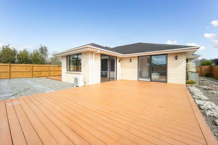 14 Robert Might Road Kumeu_19