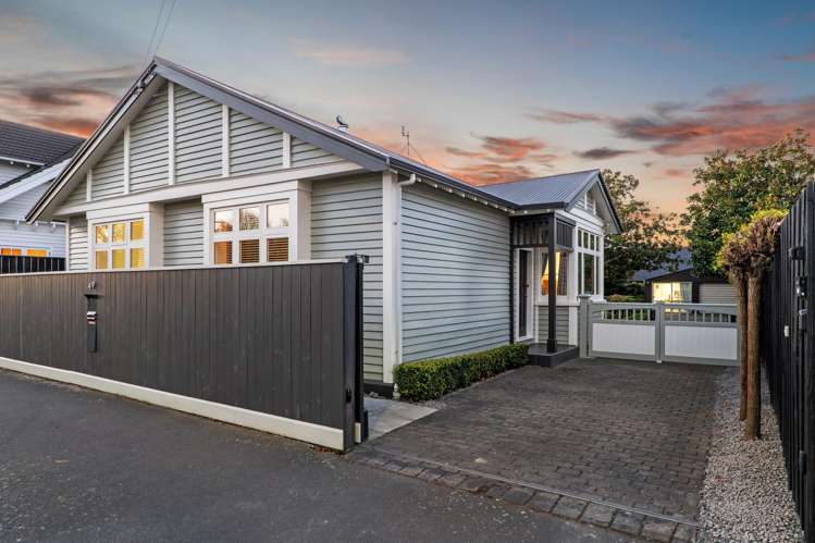 49 Holmwood Road Merivale_21