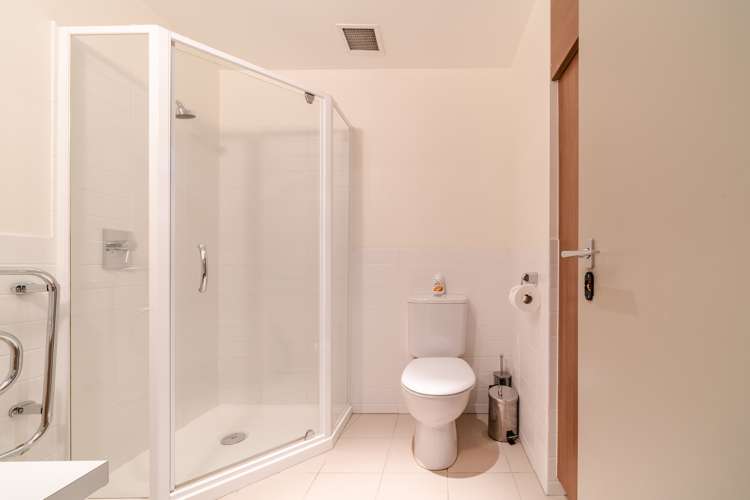 410/85 Beach Road Auckland Central_11