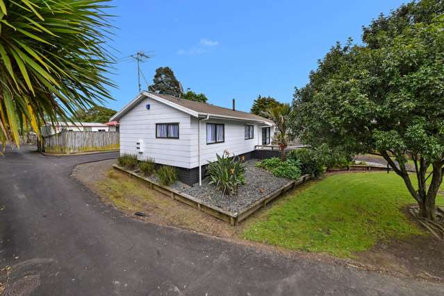 2/77 Russell Road Manurewa_3