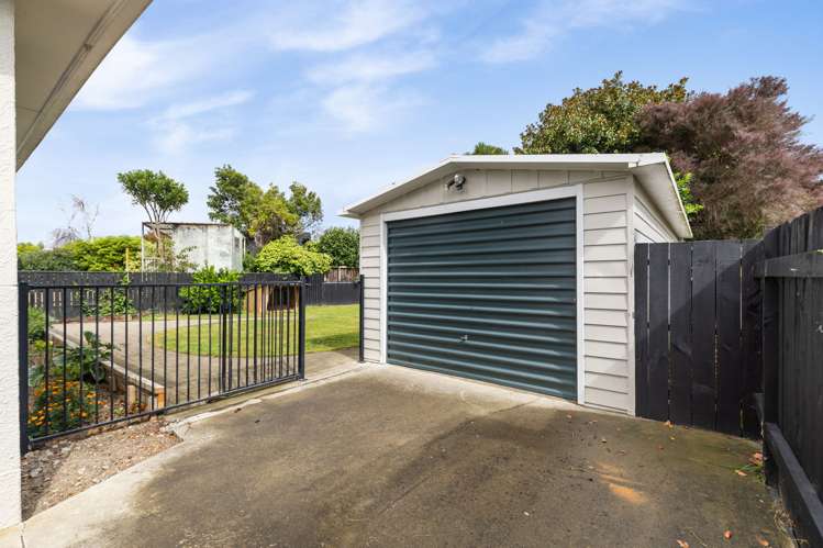 17 Salisbury Avenue Terrace End_25