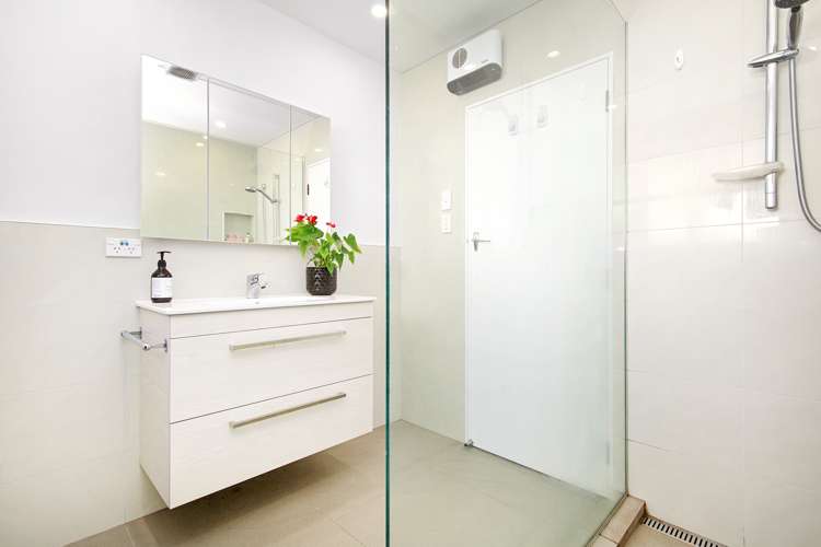 69 Holborn Drive Stokes Valley_11