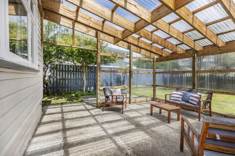 6 Mamari Street Rongotai_12