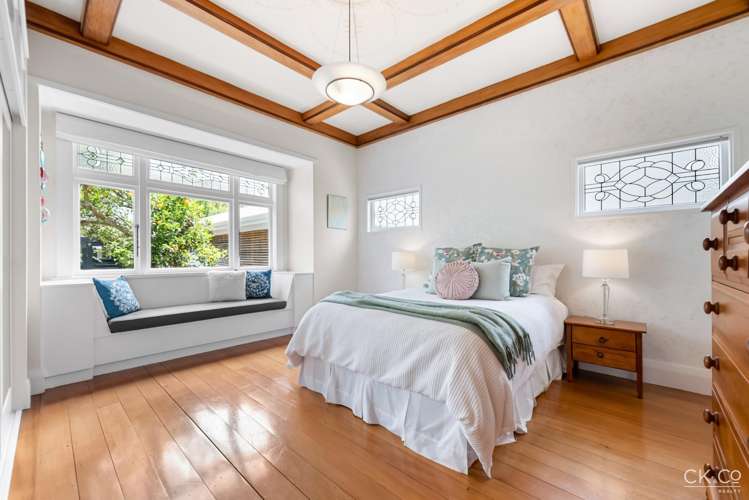 17 Saint Albans Grove Woburn_11