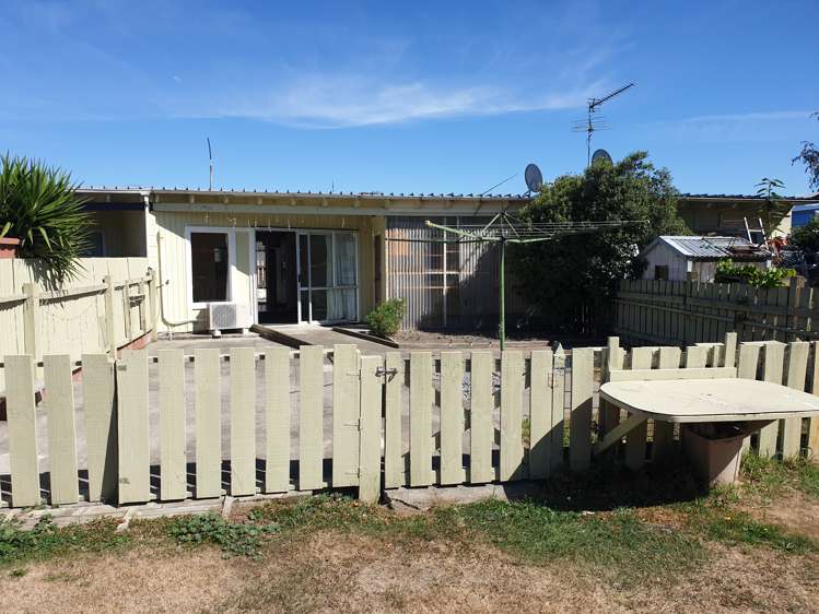 2/49 High Street Renwick_23