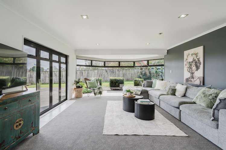 12 Sunny Dale Western Heights_3