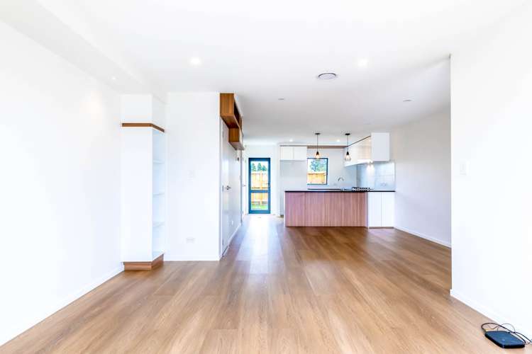 43B Soaring Bird Drive Takanini_1