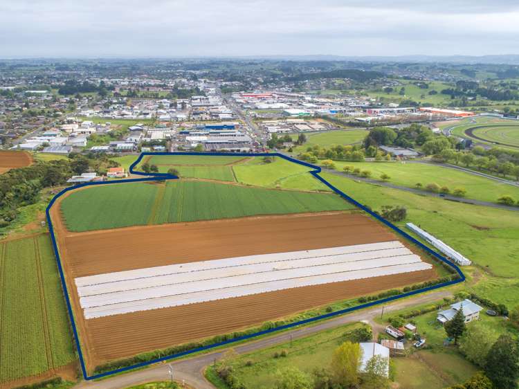 32 Kitchener Road Pukekohe_7