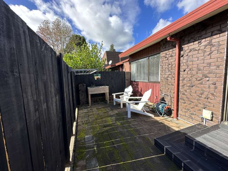 1/166 Fairway Drive Kamo_15